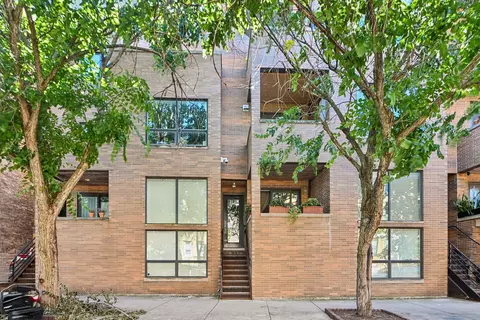 4648 N Winthrop Ave #3S, Chicago, IL 60640