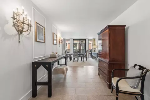 Entry Way - 200 E Delaware Pl #4F, Chicago, IL 60611 photo 1 of 1