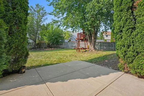 Exterior - 1457 Beaumont Cir, Bartlett, IL 60103 photo 2 of 4