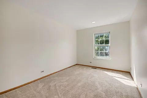 Bedroom - 1457 Beaumont Cir, Bartlett, IL 60103 photo 2 of 3