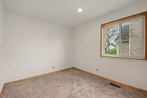 Bedroom - 1457 Beaumont Cir, Bartlett, IL 60103 photo 3 of 3