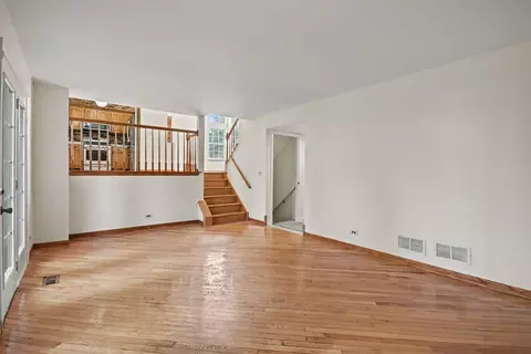Living - 1457 Beaumont Cir, Bartlett, IL 60103 photo 5 of 6
