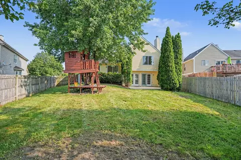 Exterior - 1457 Beaumont Cir, Bartlett, IL 60103 photo 3 of 4