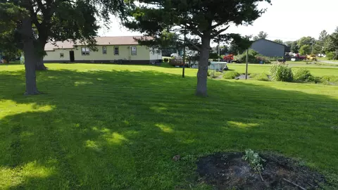 Exterior - 1143 Oak St, Eldena, IL 61324 photo 1 of 7