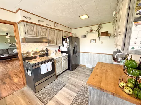 Kitchen - 1143 Oak St, Eldena, IL 61324 photo 1 of 3