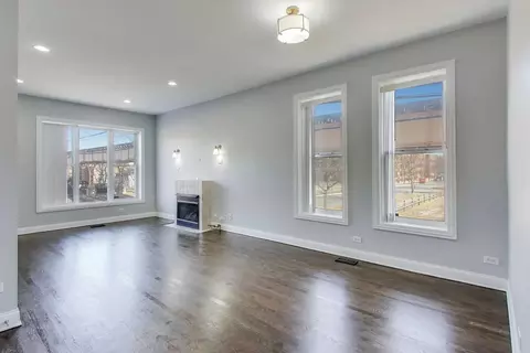 Living - 313 E 60th St #1, Chicago, IL 60637 photo 4 of 9