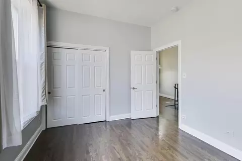 Bedroom - 313 E 60th St #1, Chicago, IL 60637 photo 4 of 13