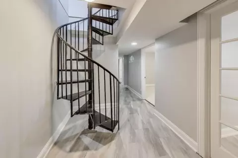 Entry Way - 313 E 60th St #1, Chicago, IL 60637 photo 3 of 3