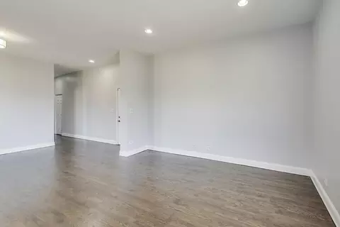 Living - 313 E 60th St #1, Chicago, IL 60637 photo 8 of 9