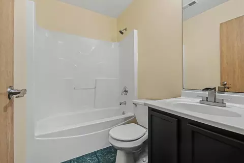Bath - 2220 White Eagle Dr, Plainfield, IL 60586 photo 2 of 2