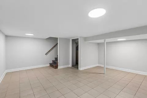Other - 852 Colonial Dr #E, Wheeling, IL 60090 photo 5 of 9