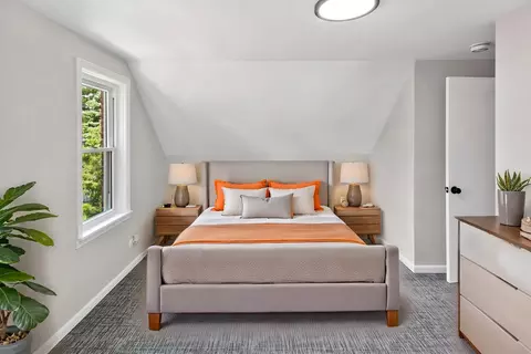 Bedroom - 9516 Jackson Ave, Brookfield, IL 60513 photo 2 of 2