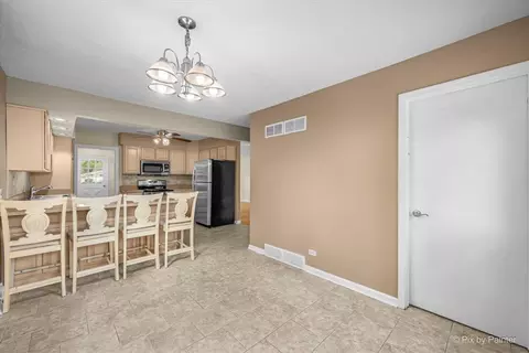 Other - 132 Scott Dr, East Dundee, IL 60118 photo 2 of 8
