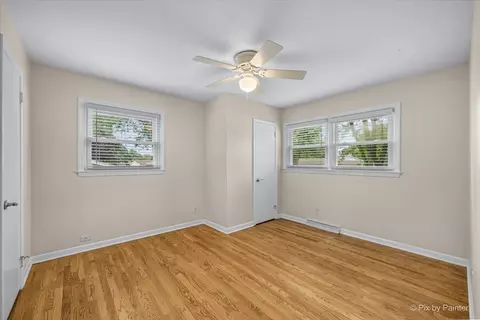 Bedroom - 132 Scott Dr, East Dundee, IL 60118 photo 5 of 6