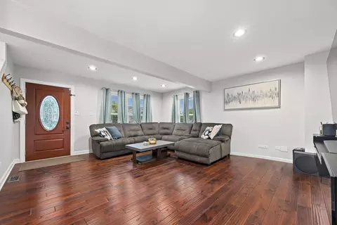 Other - 1303 Idabright Dr, Plainfield, IL 60586 photo 2 of 5