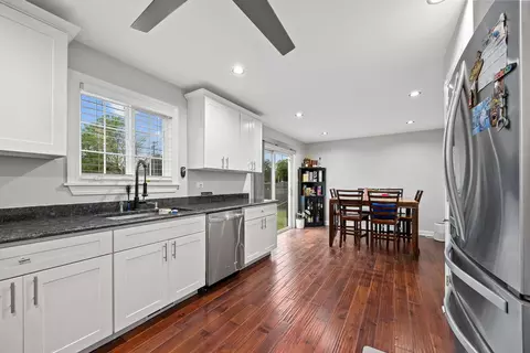 Kitchen - 1303 Idabright Dr, Plainfield, IL 60586 photo 3 of 4