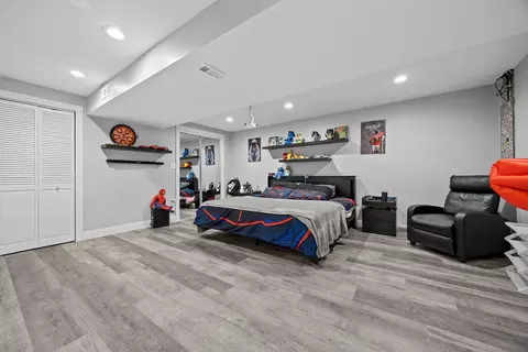 Bedroom - 1303 Idabright Dr, Plainfield, IL 60586 photo 6 of 8