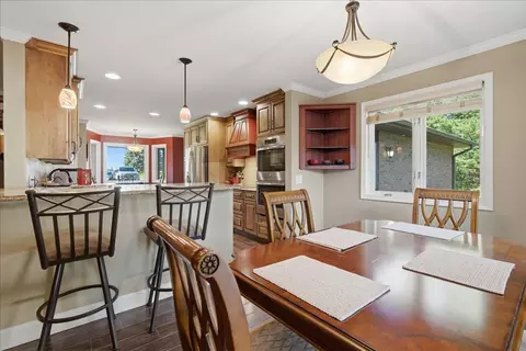 Dining - 7919 E 1425 North Rd N, Bloomington, IL 61705 photo 1 of 2