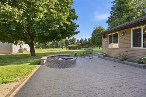 Exterior - 7919 E 1425 North Rd N, Bloomington, IL 61705 photo 3 of 9
