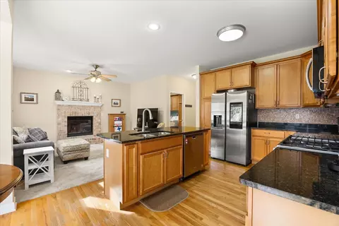 Kitchen - 1716 Kingtree Dr, Morris, IL 60450 photo 1 of 4