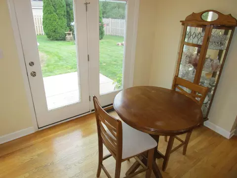Dining - 1716 Kingtree Dr, Morris, IL 60450 photo 1 of 2