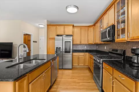 Kitchen - 1716 Kingtree Dr, Morris, IL 60450 photo 2 of 4