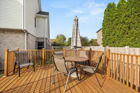 Exterior - 1716 Kingtree Dr, Morris, IL 60450 photo 6 of 10