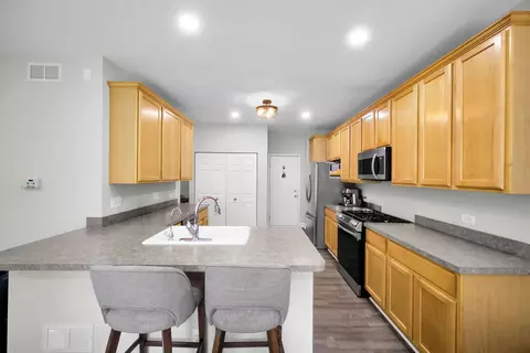 Kitchen - 2451 Stonegate Rd, Algonquin, IL 60102 photo 1 of 4