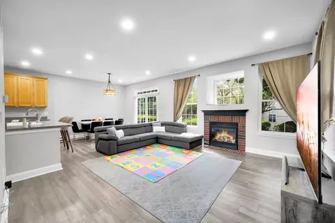 Living - 2451 Stonegate Rd, Algonquin, IL 60102 photo 1 of 2