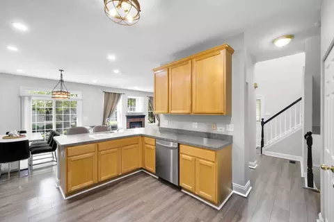 Kitchen - 2451 Stonegate Rd, Algonquin, IL 60102 photo 3 of 4