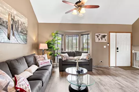 Living - 5734 W Roosevelt St, Monee, IL 60449 photo 3 of 4