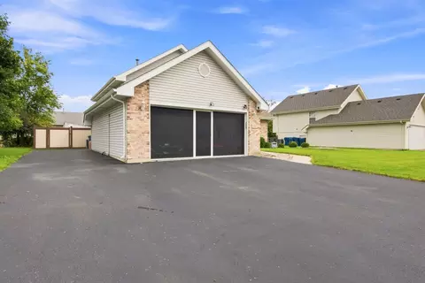Exterior - 5734 W Roosevelt St, Monee, IL 60449 photo 2 of 7