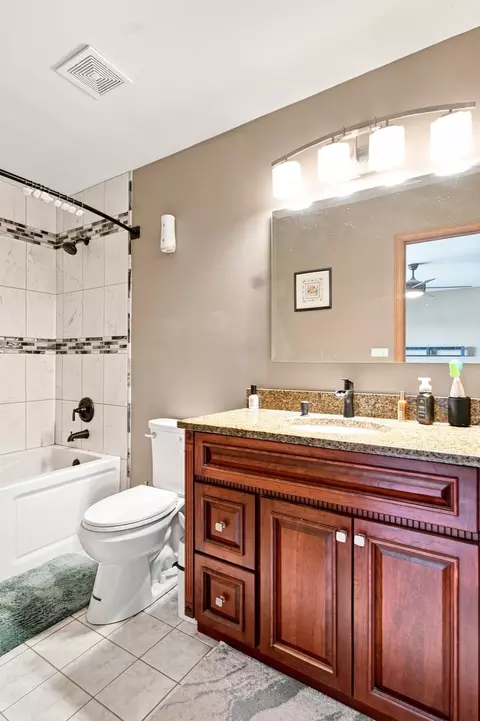 Bath - 5734 W Roosevelt St, Monee, IL 60449 photo 2 of 2