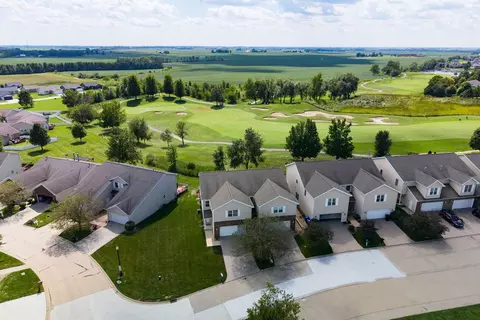 View/Area - 4 Everett Ct #4, Bloomington, IL 61705 photo 2 of 5