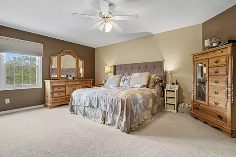 Bedroom - 4 Everett Ct, Bloomington, IL 61705 photo 1 of 3