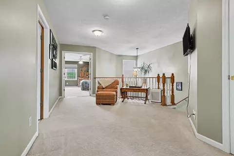 Entry Way - 4 Everett Ct, Bloomington, IL 61705 photo 3 of 4