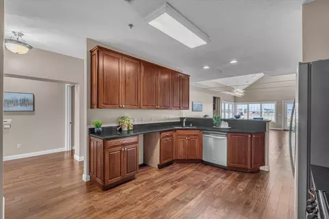 Kitchen - 4412 River Dr #402, Moline, IL 61265 photo 2 of 7
