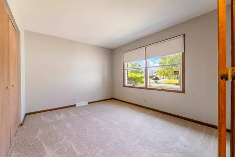 Bedroom - 2516 Red Oak Trl, Crest Hill, IL 60403 photo 1 of 6