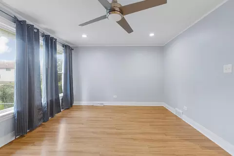 Living - 1402 E 76th St, Chicago, IL 60619 photo 2 of 5