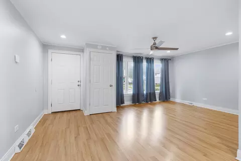 Living - 1402 E 76th St, Chicago, IL 60619 photo 3 of 5