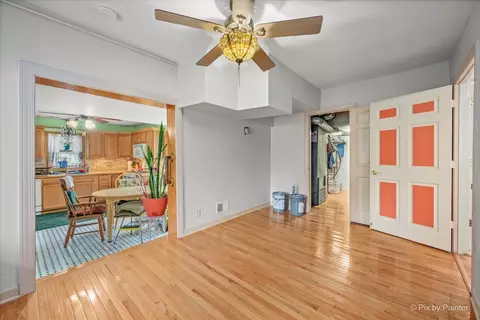 Entry Way - 122 S Edison Ave, Elgin, IL 60123 photo 1 of 1