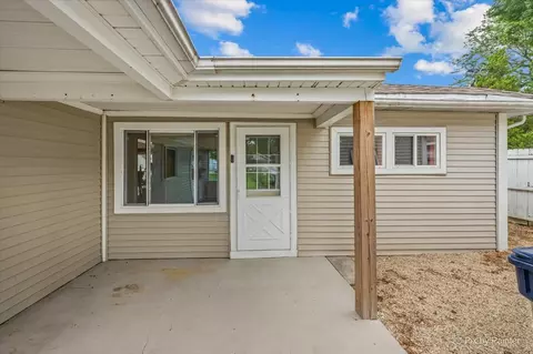 Exterior - 122 S Edison Ave, Elgin, IL 60123 photo 2 of 7