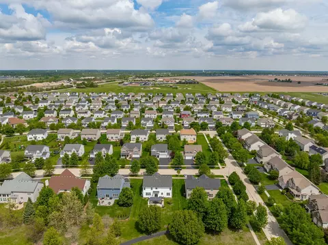 View/Area - 2297 Deerpath Rd, Bolingbrook, IL 60490 photo 1 of 6