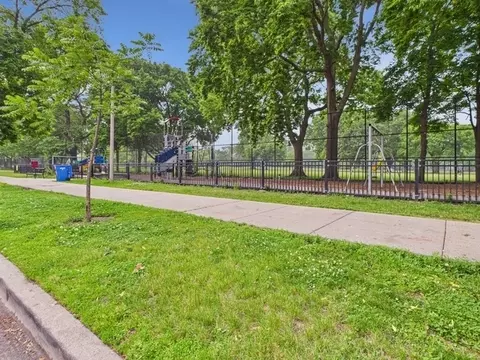 Exterior - 1729 E 67th St #2E, Chicago, IL 60649 photo 2 of 3