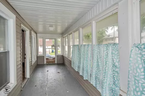 Exterior - 850 E Bourbonnais St, Kankakee, IL 60901 photo 1 of 3