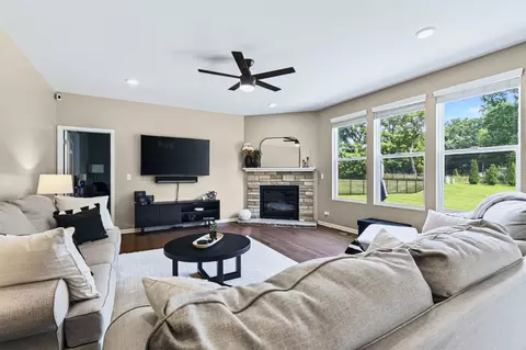 Other - 4342 Rudyard Kipling Rd, Elgin, IL 60124 photo 2 of 8