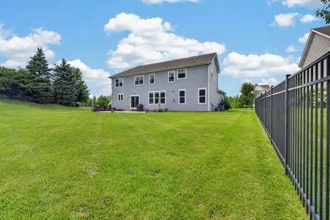 Exterior - 4342 Rudyard Kipling Rd, Elgin, IL 60124 photo 3 of 4