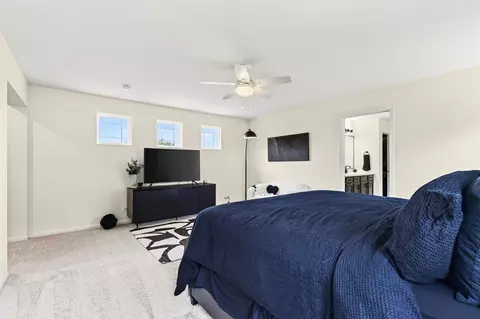 Bedroom - 4342 Rudyard Kipling Rd, Elgin, IL 60124 photo 2 of 6