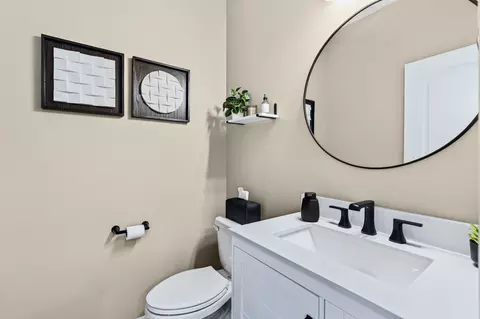 Bath - 4342 Rudyard Kipling Rd, Elgin, IL 60124 photo 1 of 6