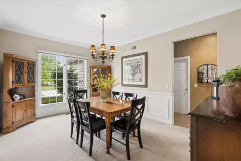 Dining - 1250 Tunbridge Trl, Algonquin, IL 60102 photo 1 of 2